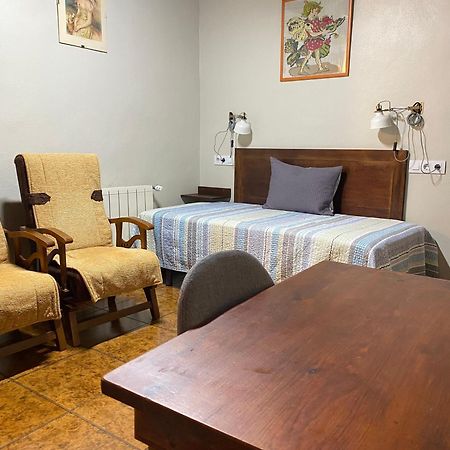 Hotel Casa Sara à Cantavieja Extérieur photo