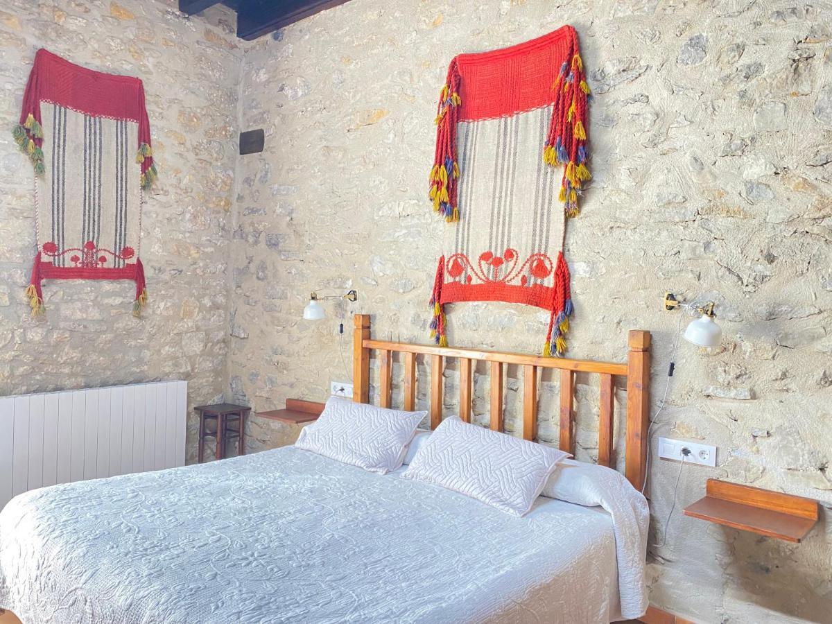 Hotel Casa Sara à Cantavieja Extérieur photo
