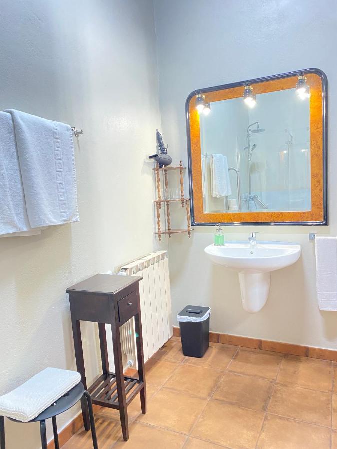 Hotel Casa Sara à Cantavieja Extérieur photo