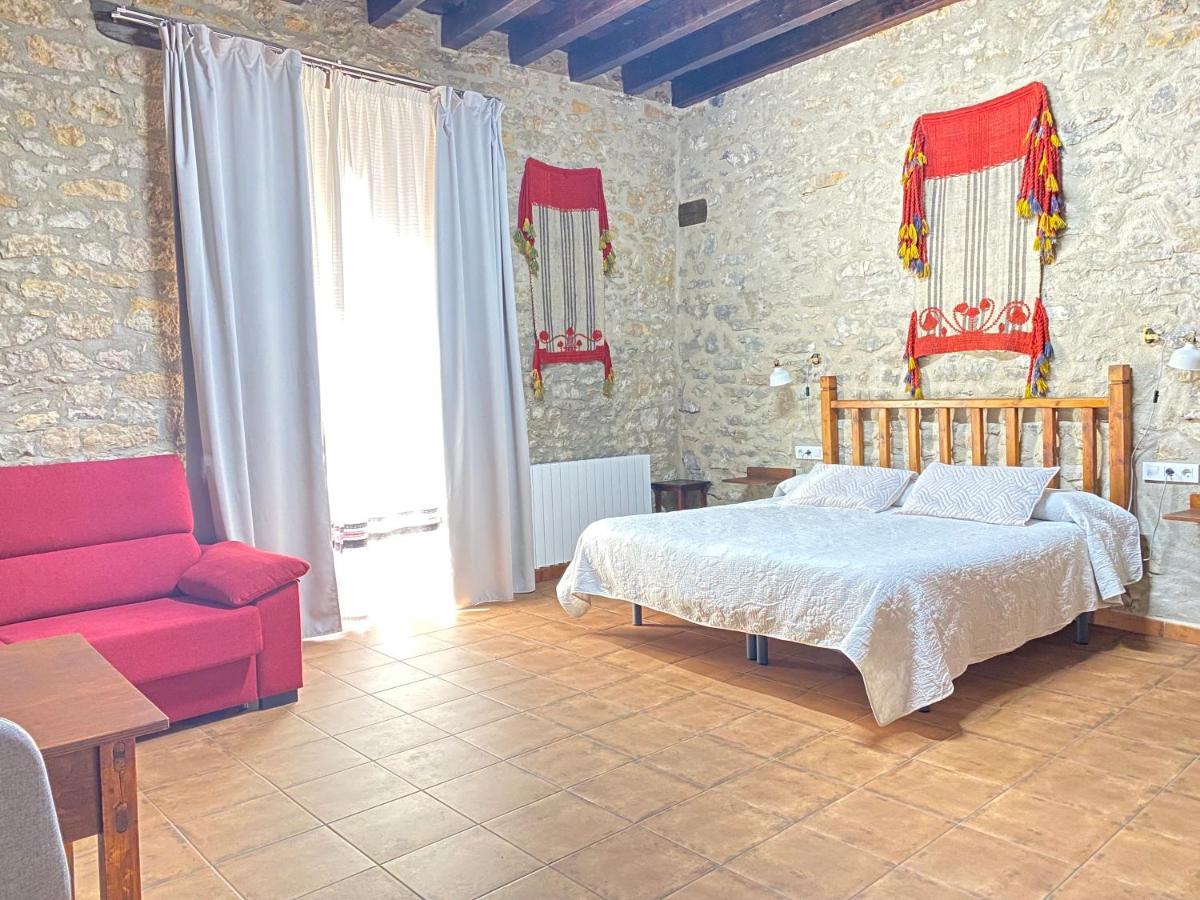 Hotel Casa Sara à Cantavieja Extérieur photo