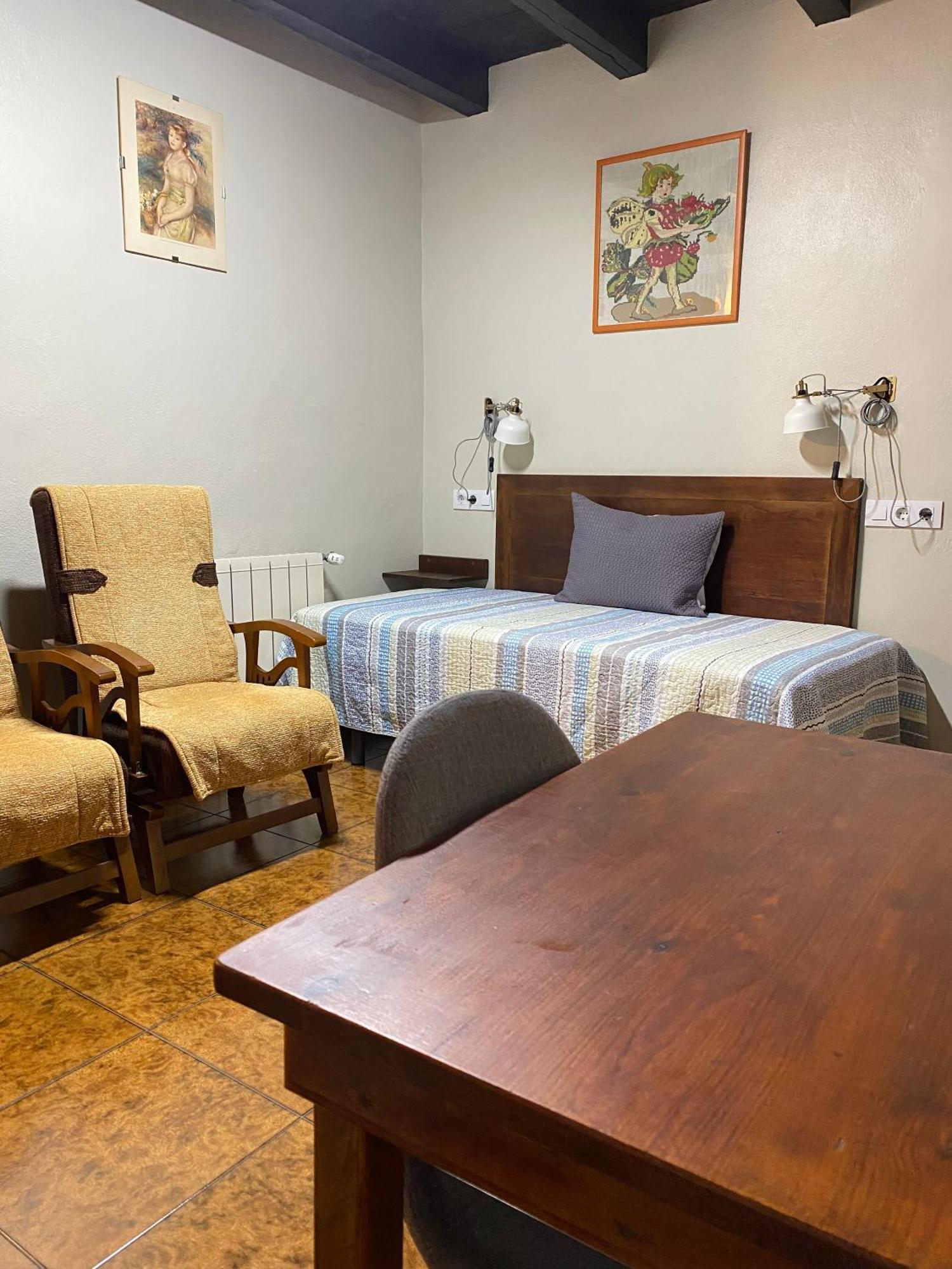 Hotel Casa Sara à Cantavieja Extérieur photo