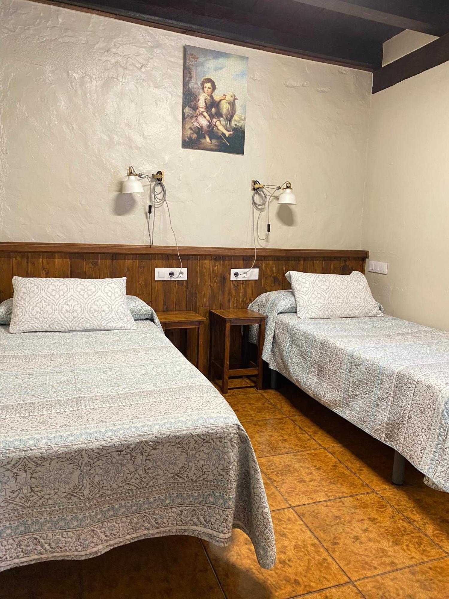 Hotel Casa Sara à Cantavieja Extérieur photo